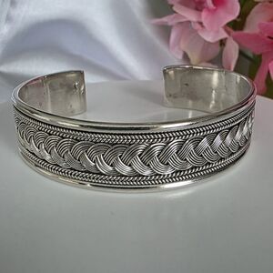 Vintage Sterling Silver Cuff Bracelet 36 Grams!